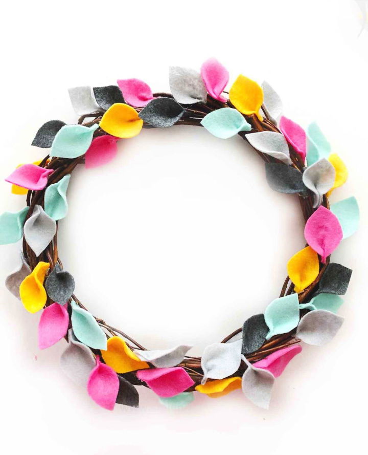 Colorful DIY Felt Wreath