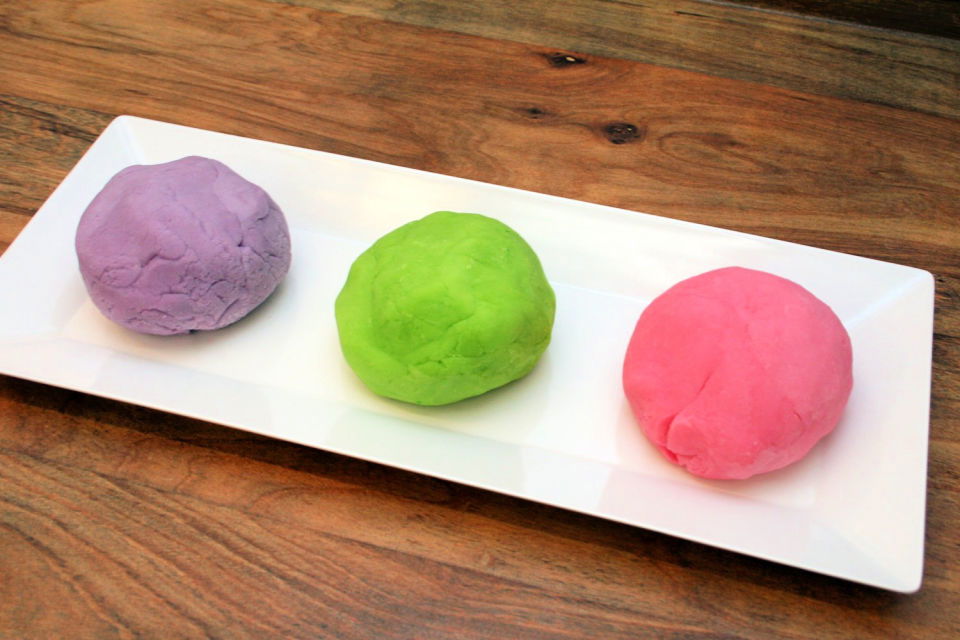 DIY Aromatherapy Playdough