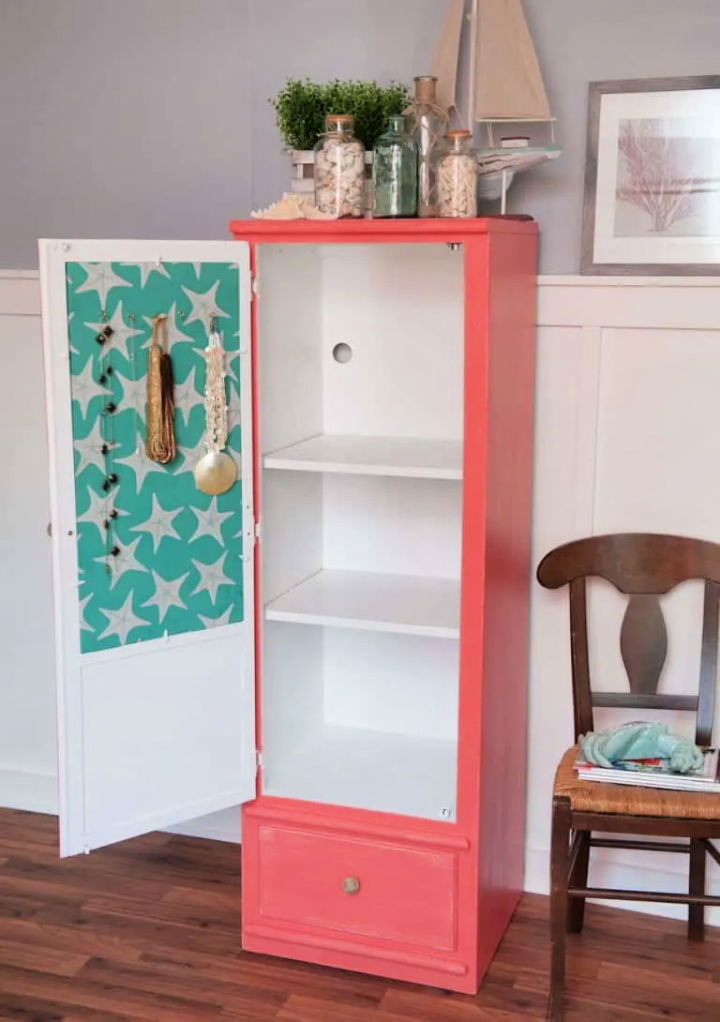 DIY Cork Board Jewelry Organizer With Fabric