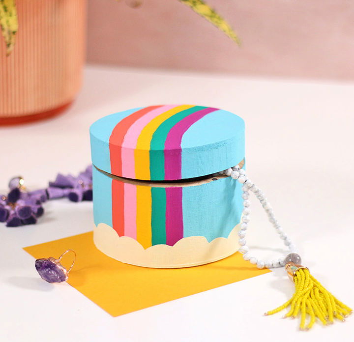 Painted Rainbox Trinket Box Ideas
